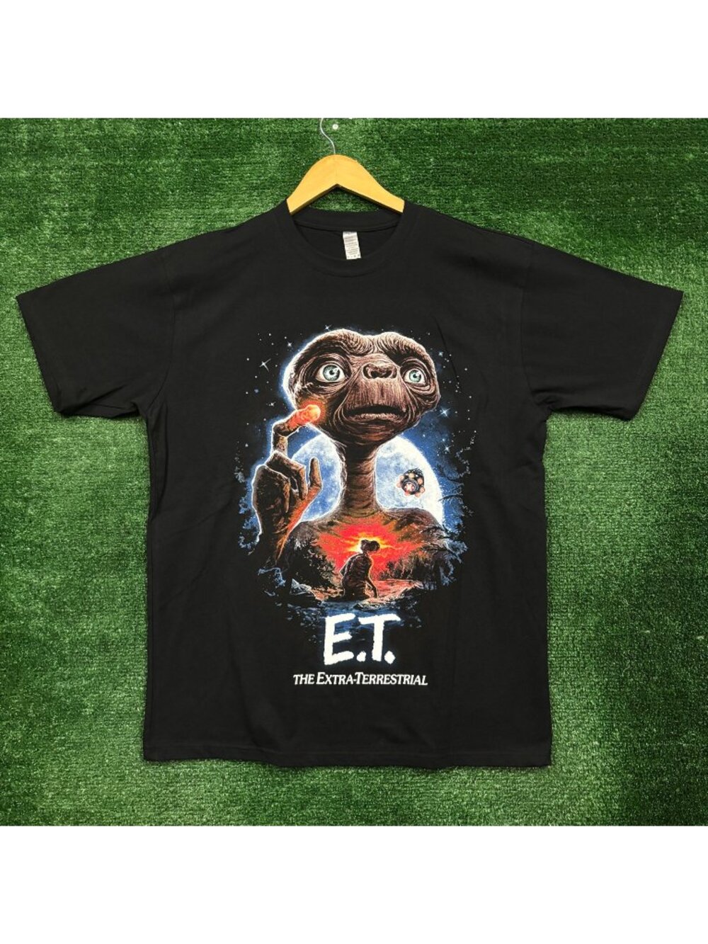E.T. The Extra-Terrestrial Movie Poster T-Shirt Size Large